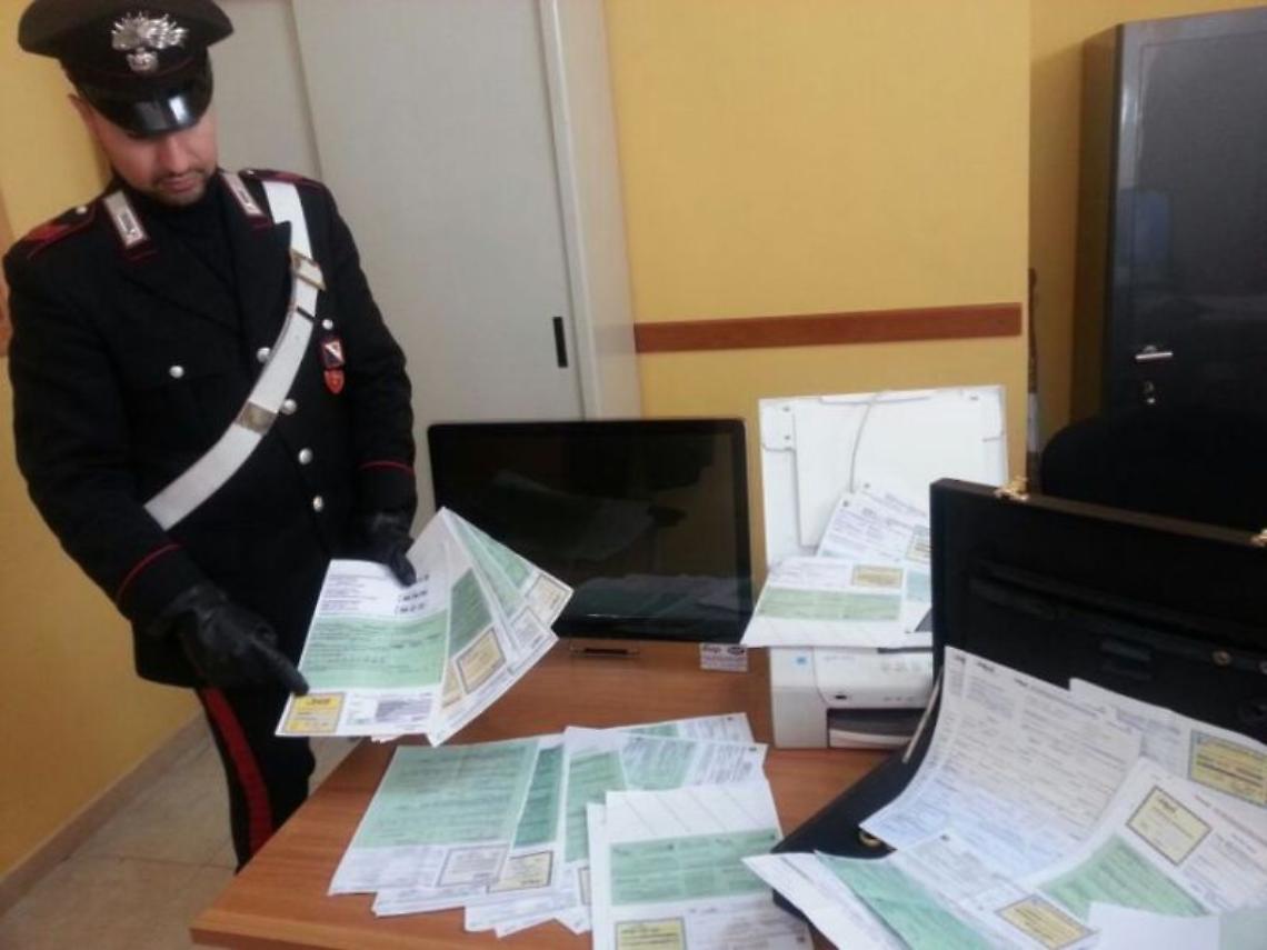 Truffa alle assicurazioni: 35 indagati, anche medici e avvocati