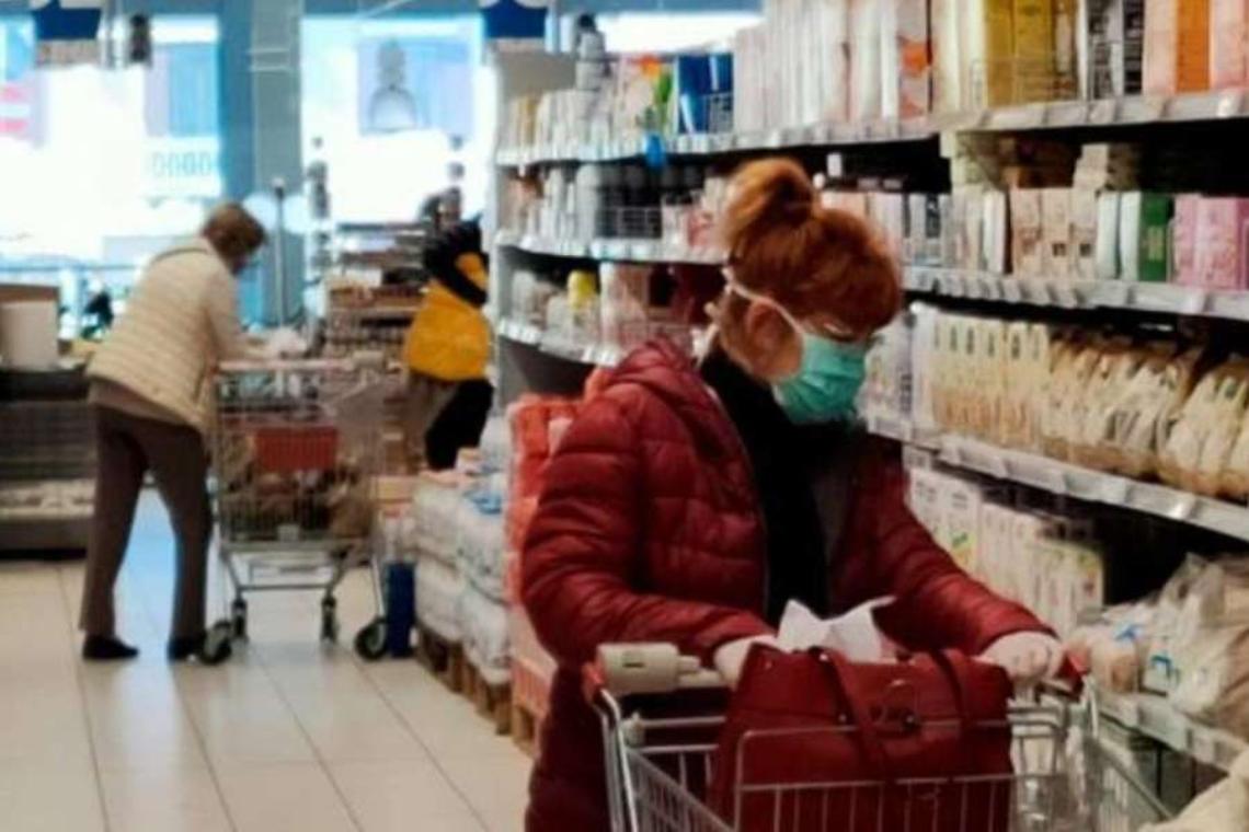 Napoli, al via richieste per buoni spesa su sito Comune: esclusi percettori Rdc