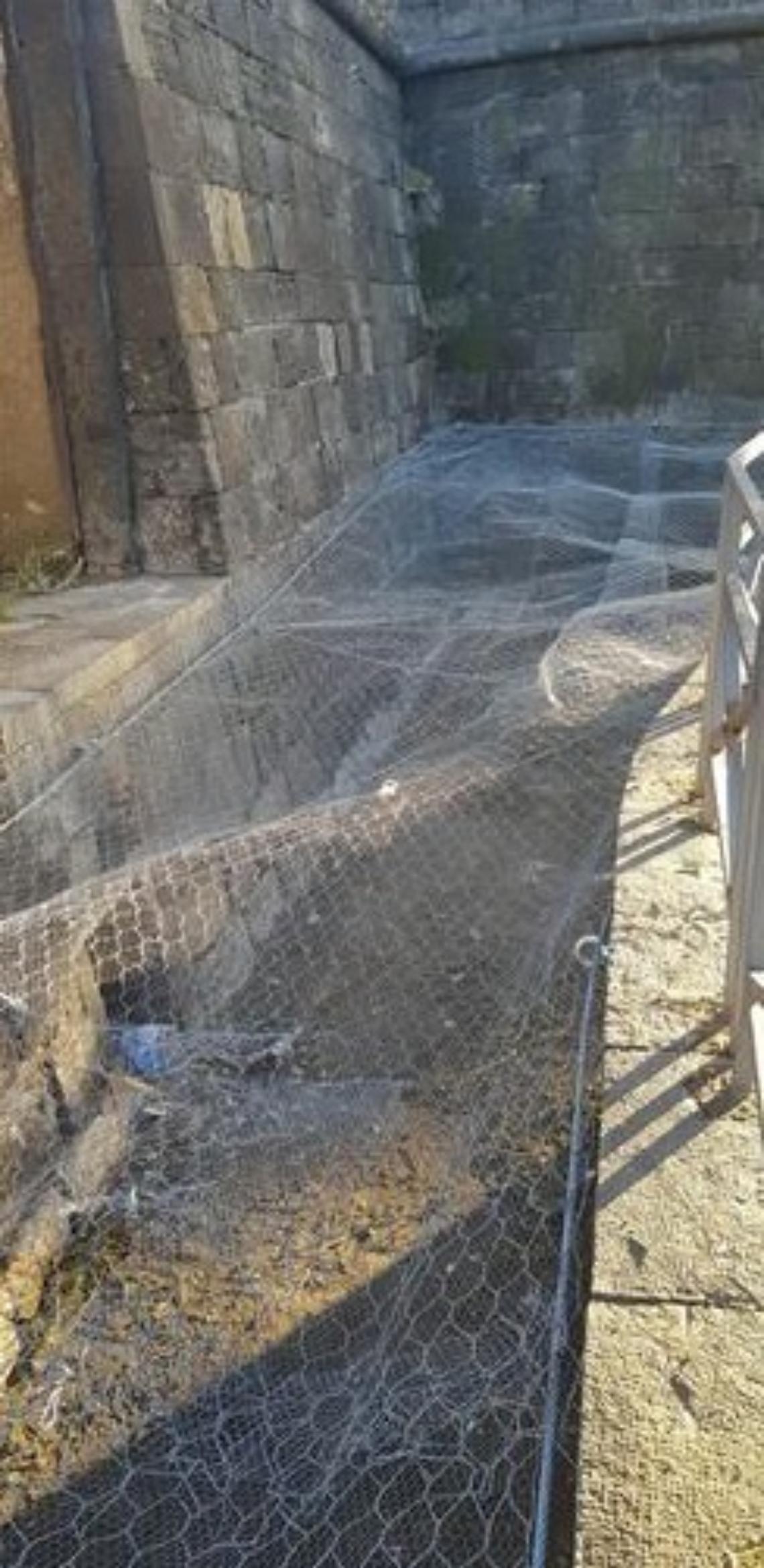 Fossato Torri Aragonesi, c’è la rete di protezione