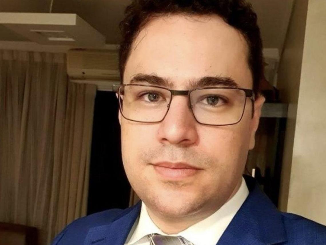 Giovane medico muore per Covid, l'ultimo messaggio: «Mi sono contagiato facendo ciò che amo, lo rifarei»