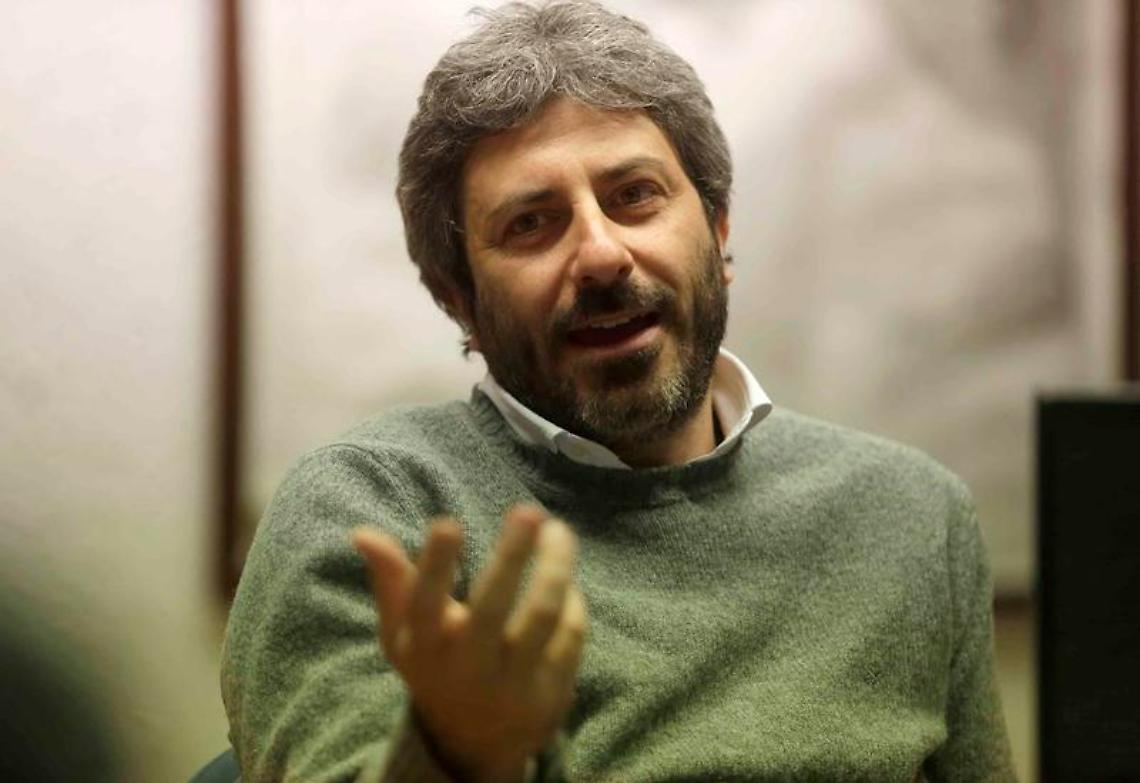 La Posillipo di Fico: dallo sport alla Della Valle, alle cene al buio