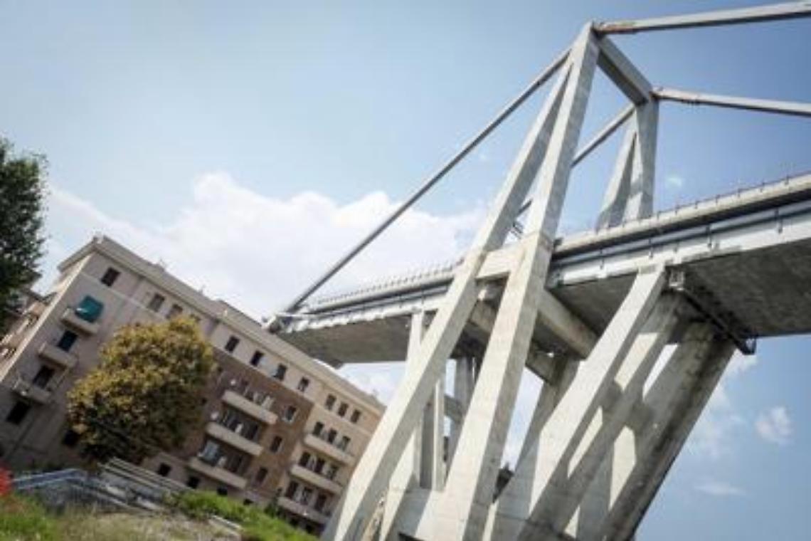 Ponte Morandi, Mattarella firma decreto