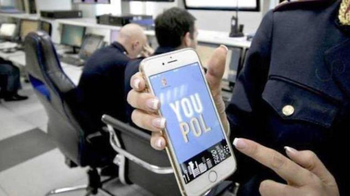 Scampia, pusher arrestato grazie a YouPol