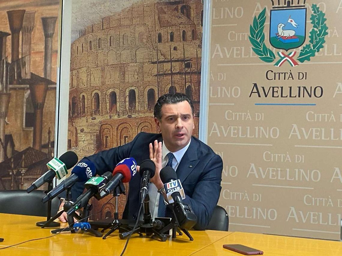Si è dimesso il sindaco di Avellino