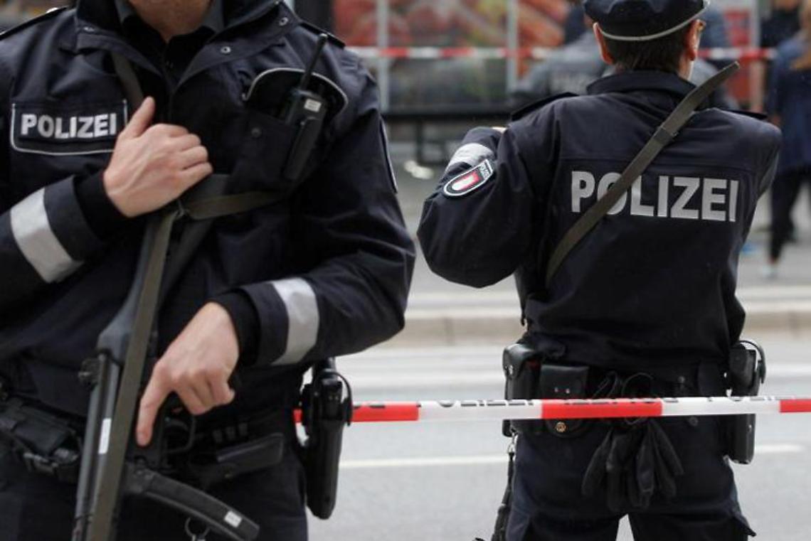 Germania, attacco con il coltello: 3 morti e 6 feriti