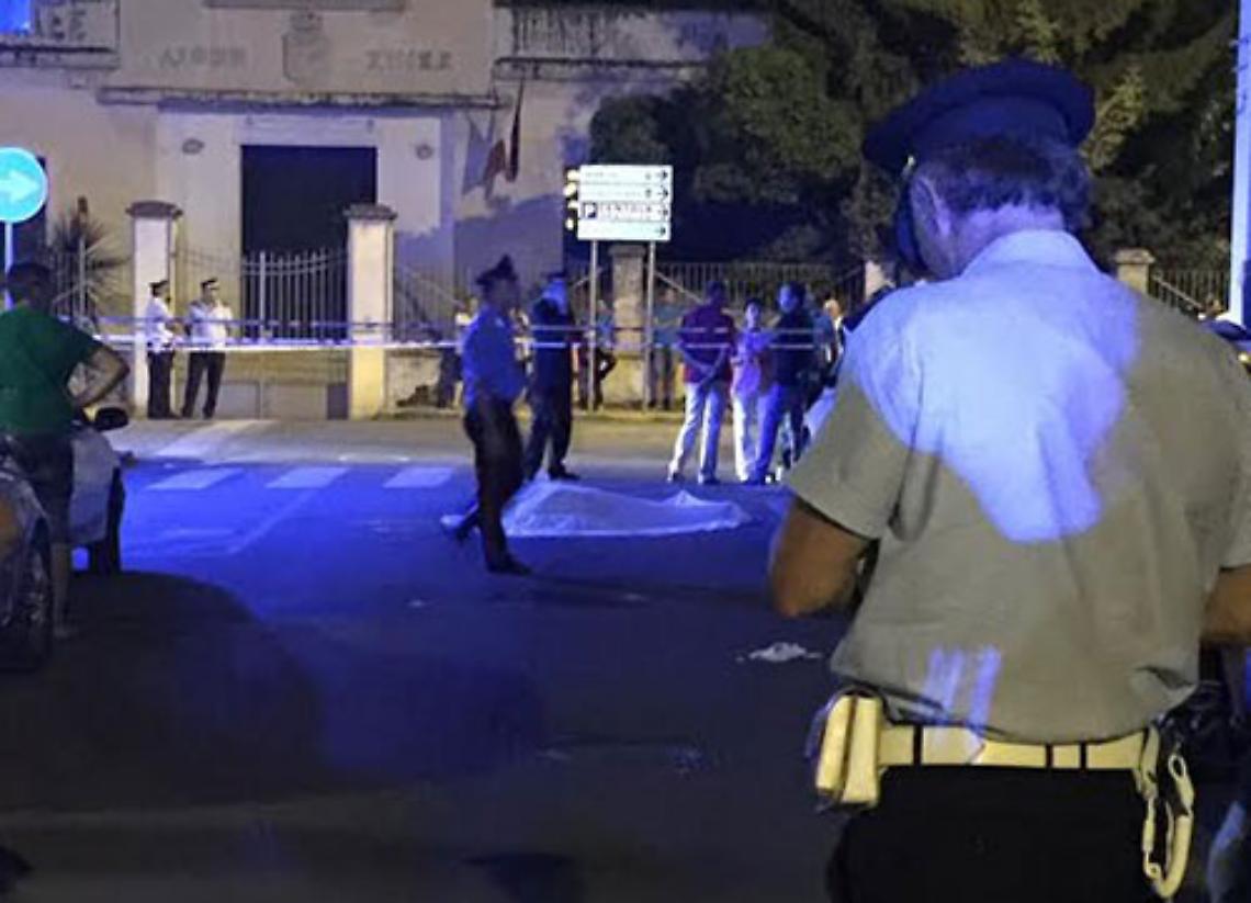 Agguato a Pontecagano, imprenditore ucciso da due sicari: ferita la moglie