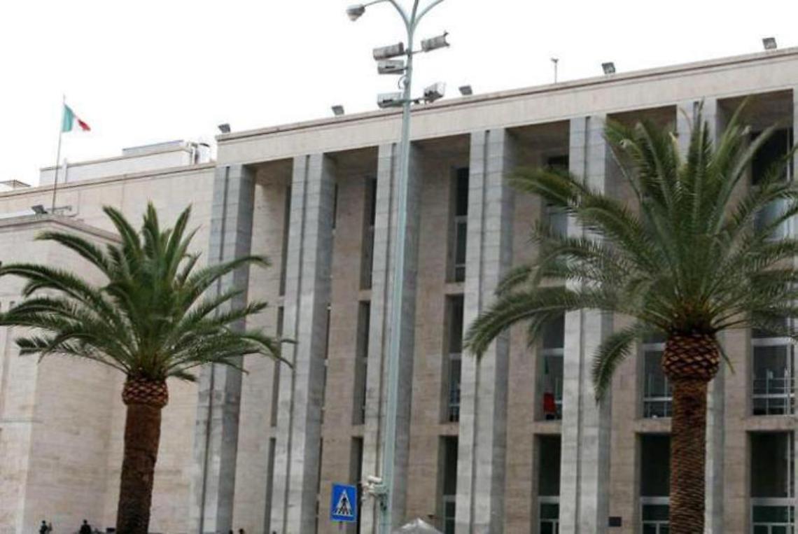 Stupro Palermo, indagato: «Ci siamo divertiti, è anche svenuta»