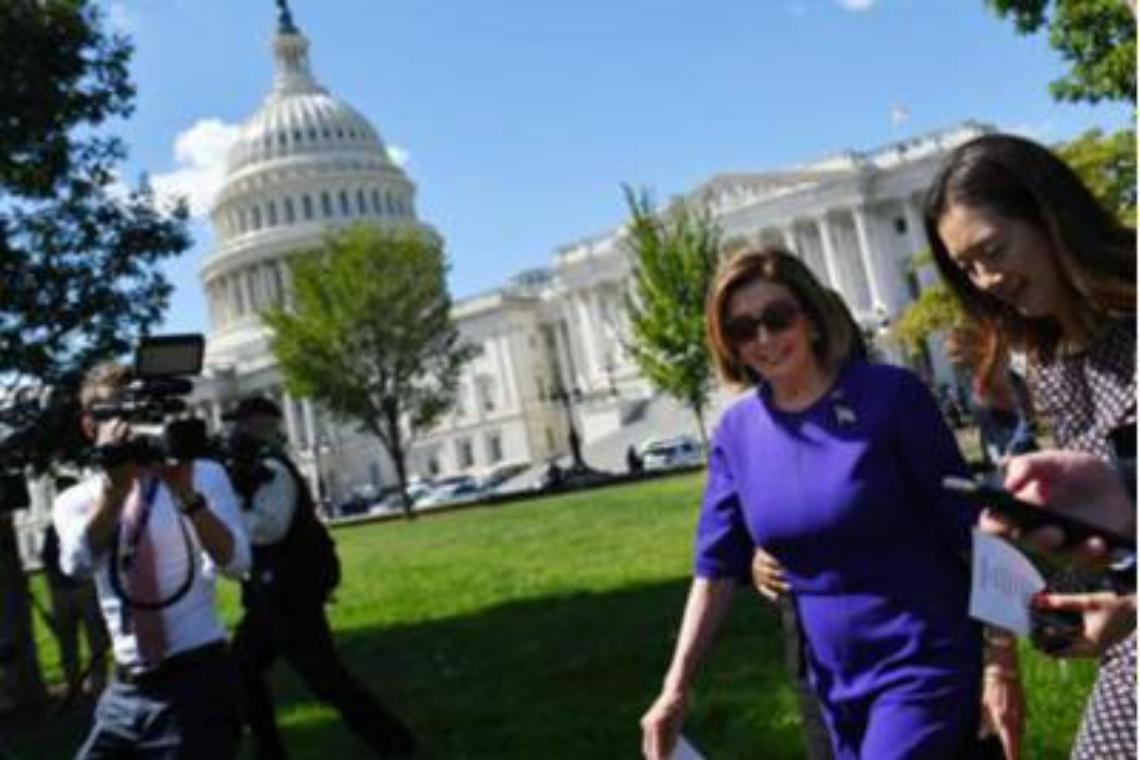 Pelosi: «Indagine di impeachment per Trump»