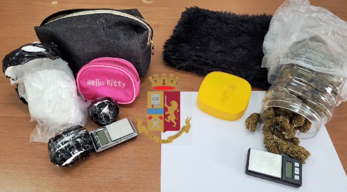Alto impatto a Torre Annunziata, padre e figlio arrestati per droga