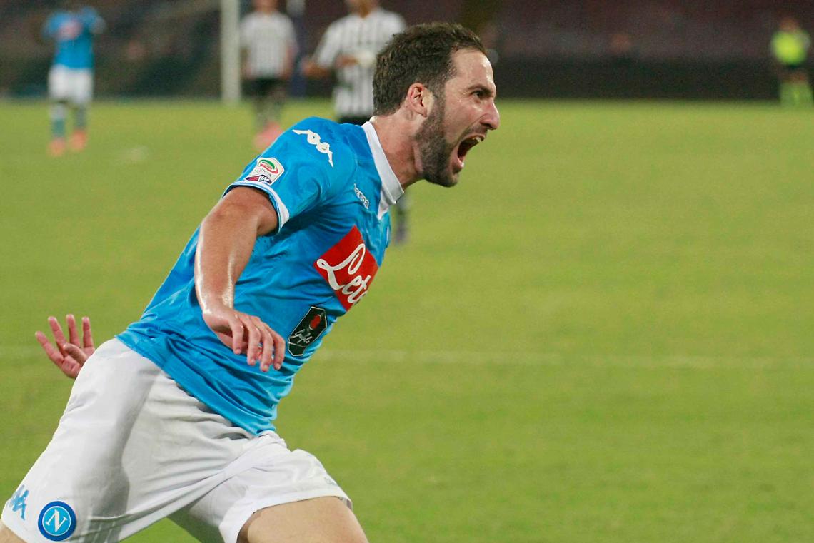 Ancora Higuaìn-gol, Chievo ko <br> Il Napoli vola al secondo posto