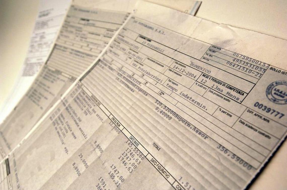 Tredicesima 2021, quando arriva: cassa integrazione e malattia, a chi spetta