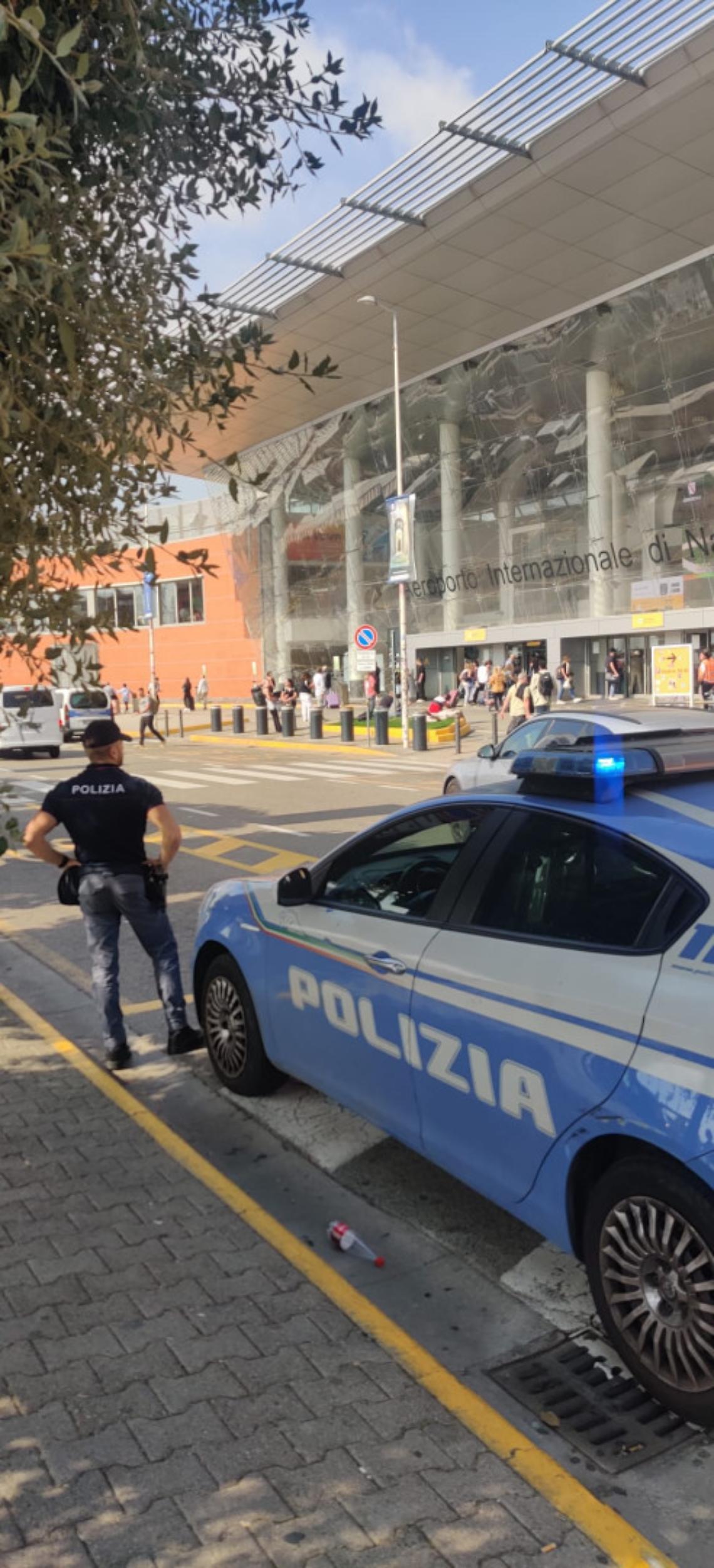 Trasporto pubblico abusivo, controlli a Secondigliano e Capodichino