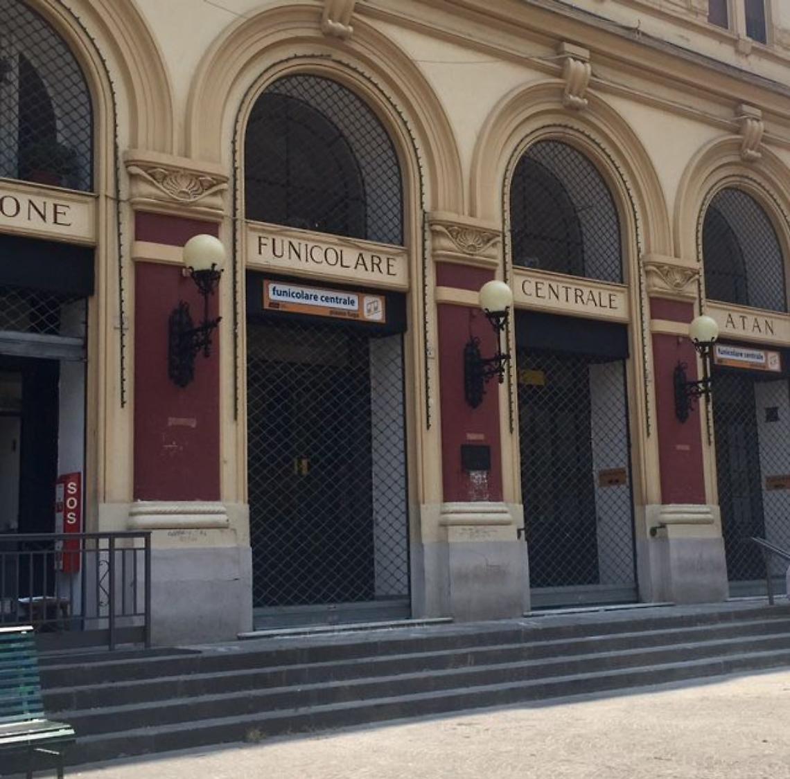 Guasto tecnico, a Napoli si ferma la Funicolare centrale