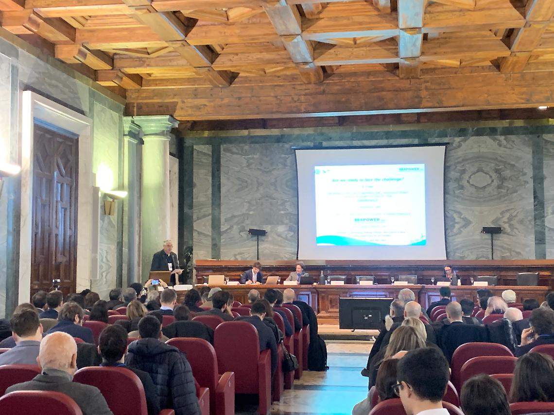 Eolico galleggiante, a Napoli la nuova frontiera dell'energia pulita