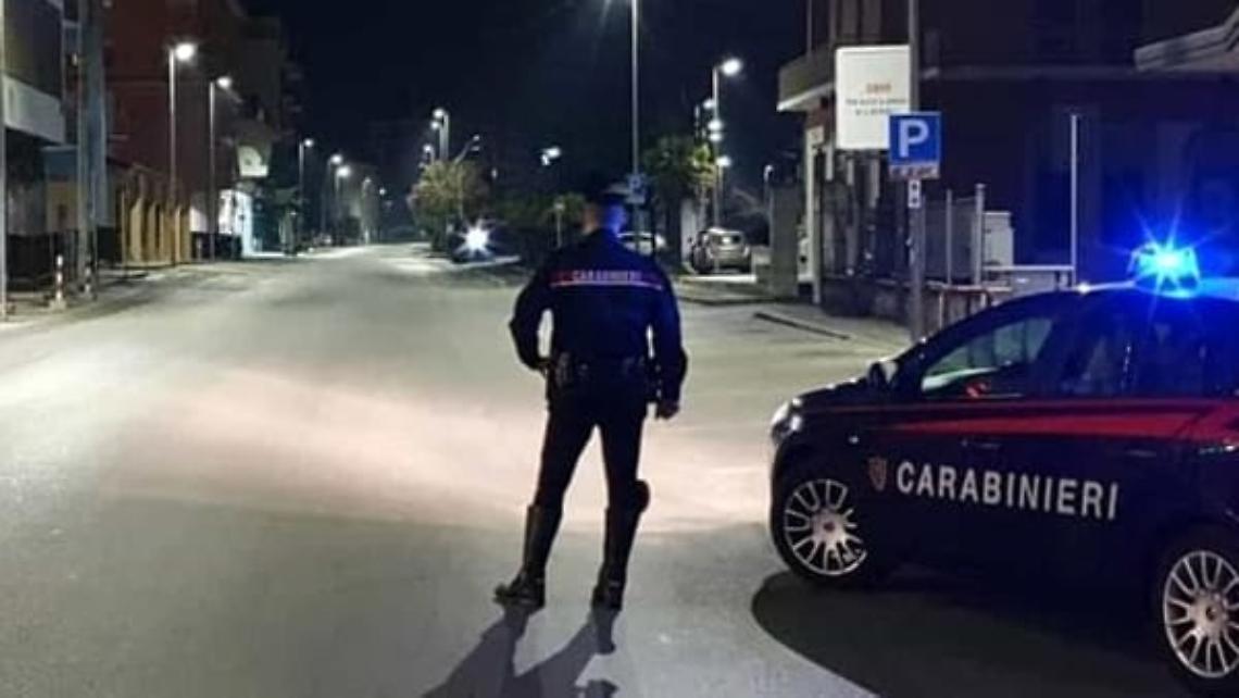 Costretta a ritirare la denuncia: arrestato marito violento