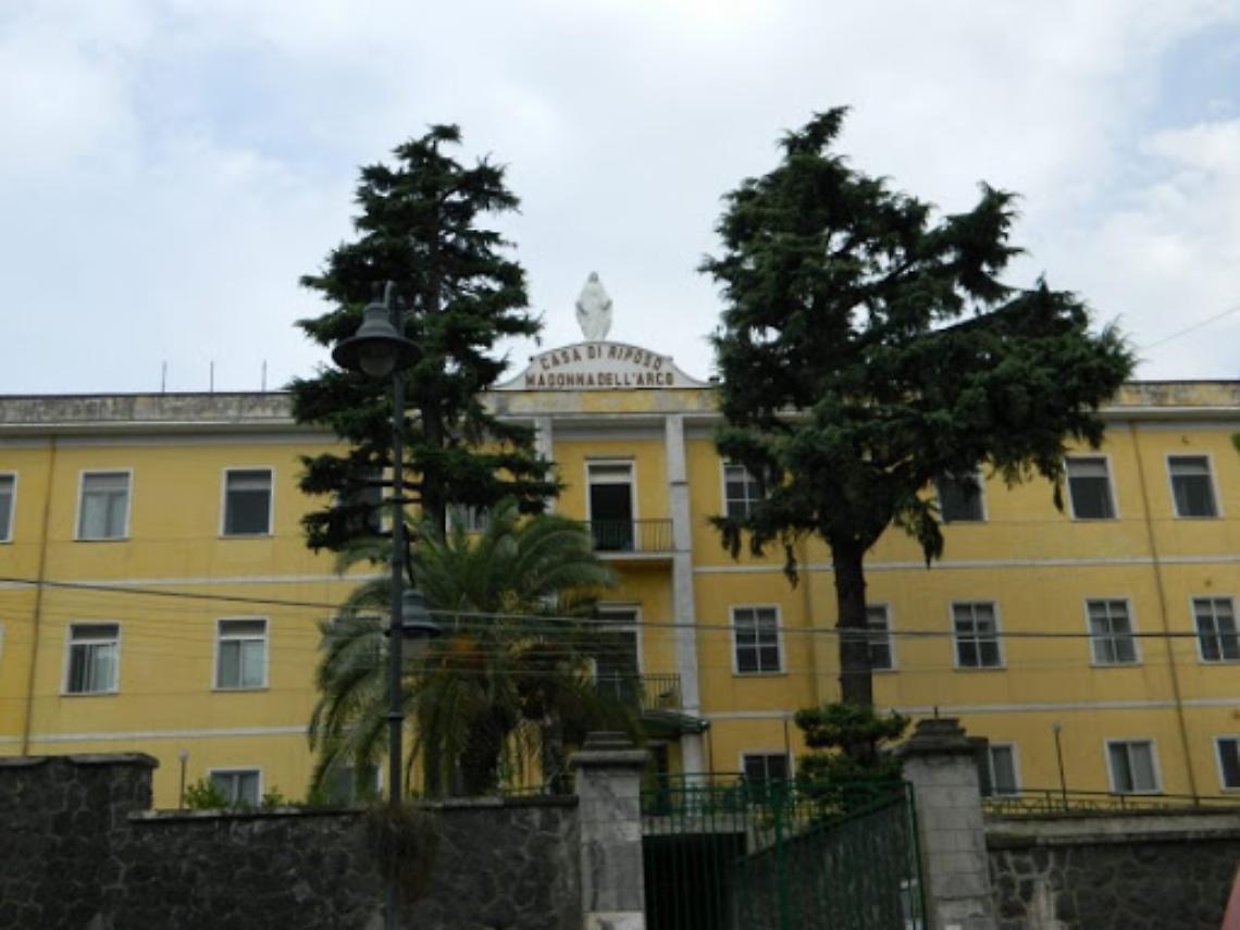 Coronavirus, 32 positivi nella casa di riposo Madonna dell'Arco