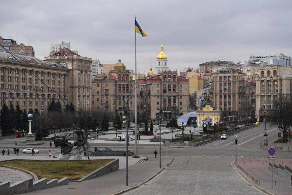 Ucraina, missili Russia su Kiev: colpiti edifici residenziali 