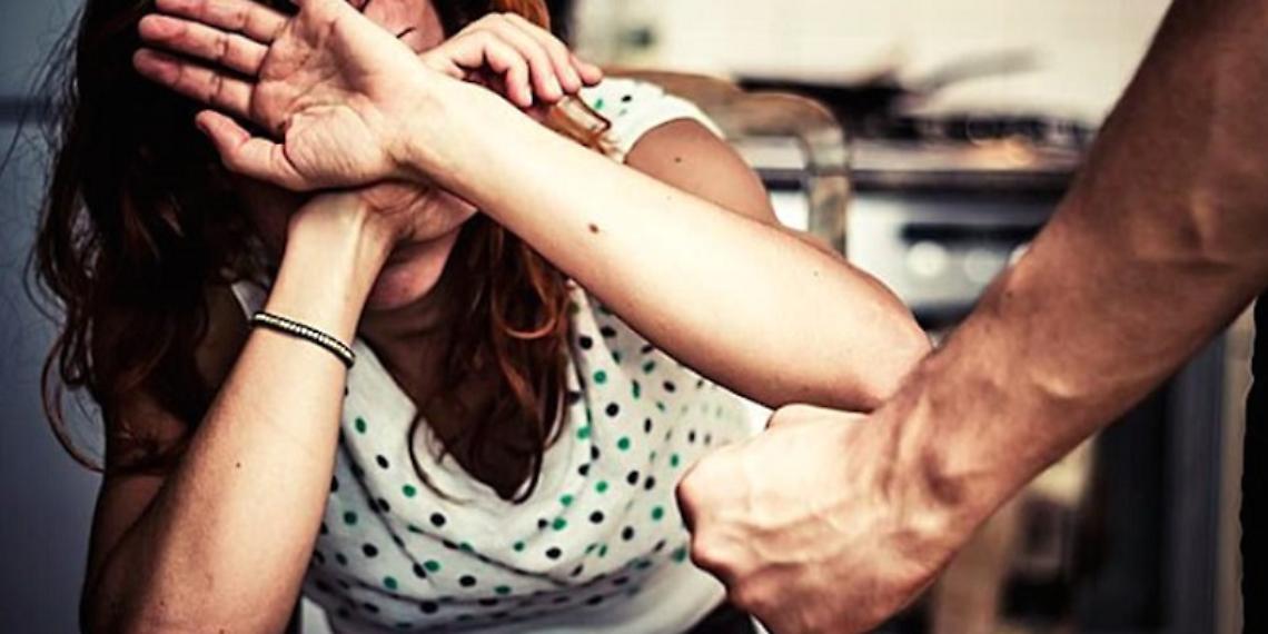 Mamma con tre figli maltrattata dal compagno va in una struttura protetta