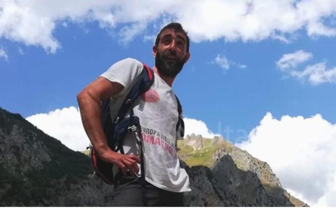 Malore durante una cena, Michele muore davanti agli amici: aveva 42 anni