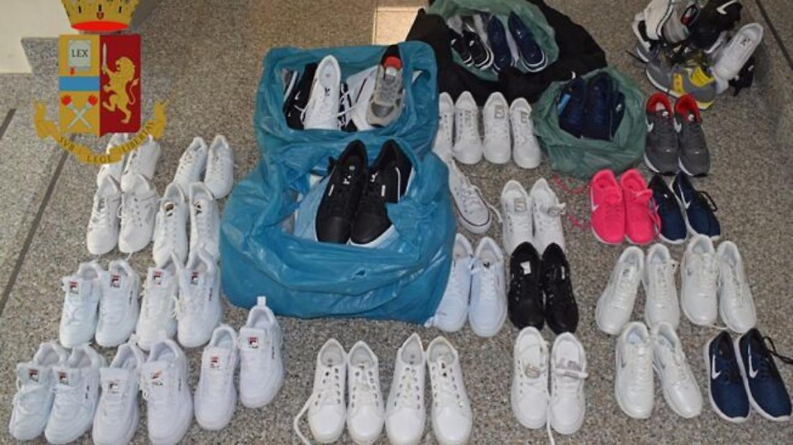 False griffe, denunciata 44enne alla Vicaria