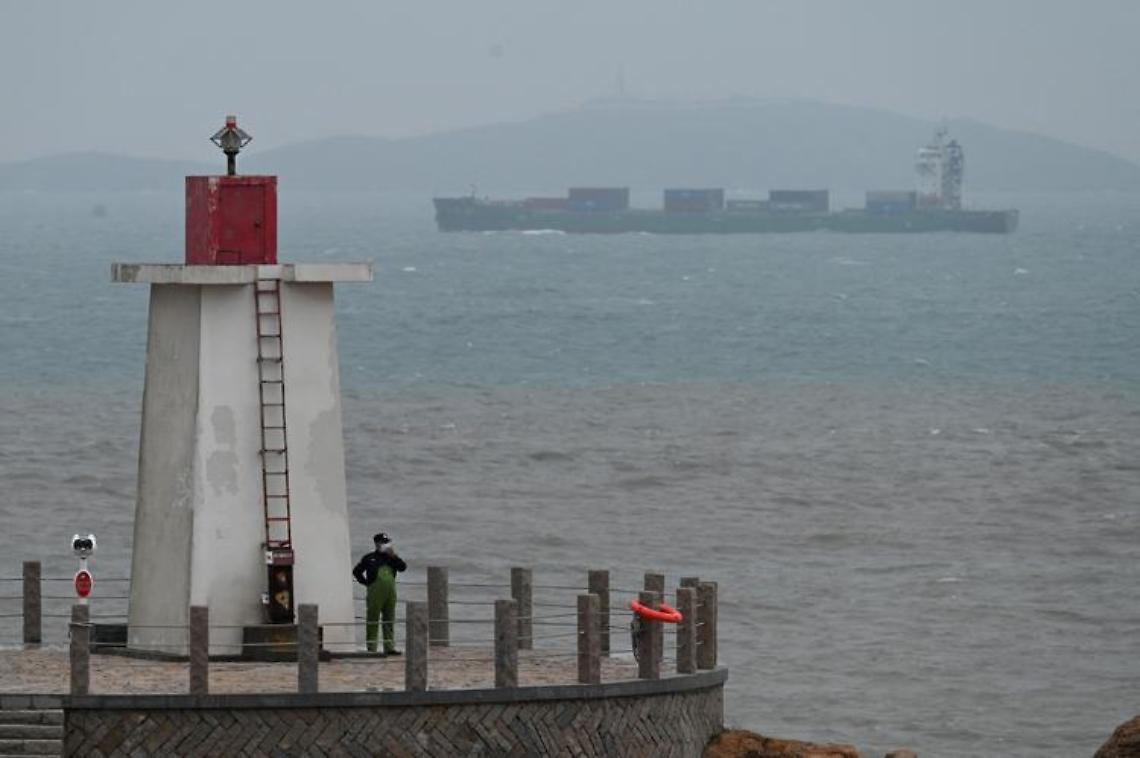 Taiwan denuncia: «32 caccia e 9 navi militari cinesi intorno all'isola»