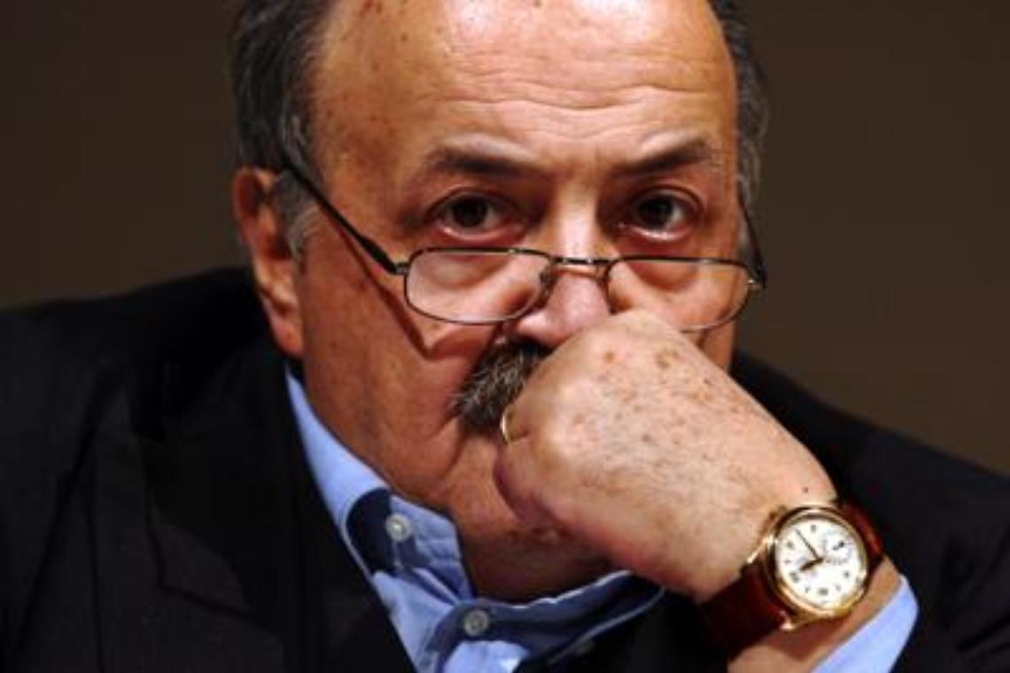 Berlusconi indagato per fallito attentato a Costanzo