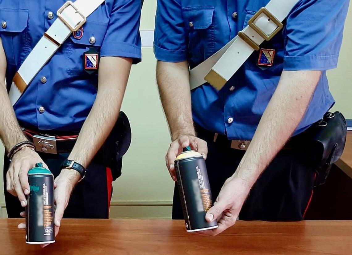 Ercolano, writer sorpreso con vernice spray: finisce nei guai