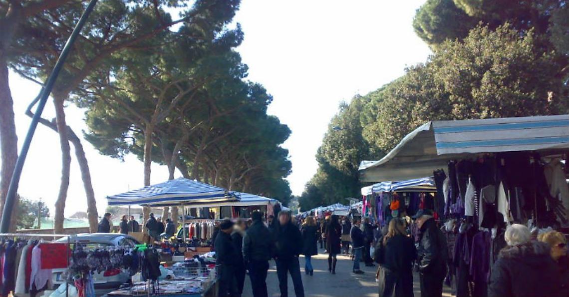 Posillipo, mercatino a rischio chiusura