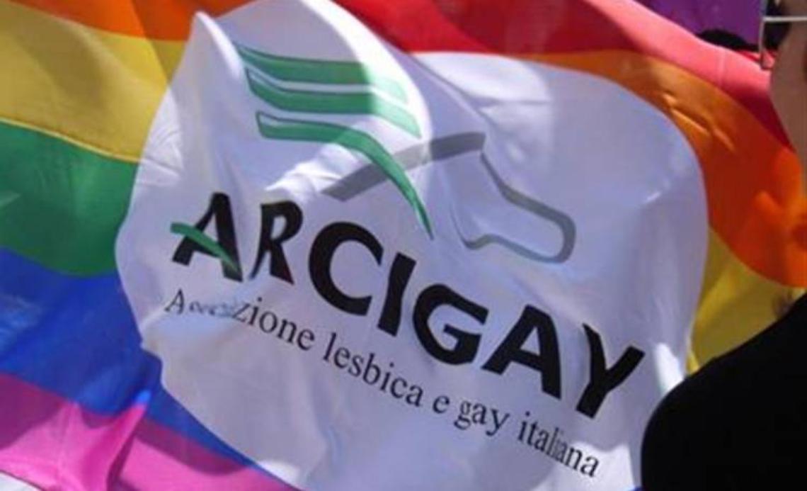 Arcigay Napoli: due dottoresse volontarie aggredite 