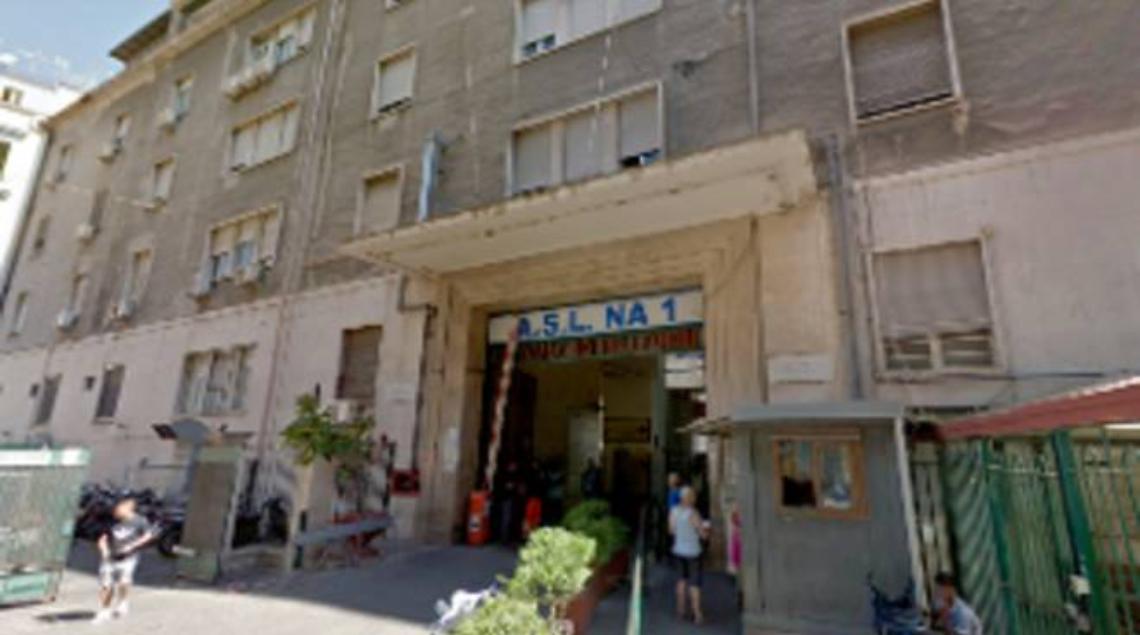 Pregiudicato gambizzato al centro storico
