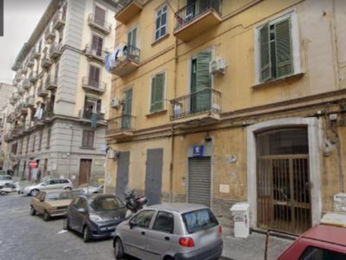 Sparò contro un poliziotto, arrestato rapinatore