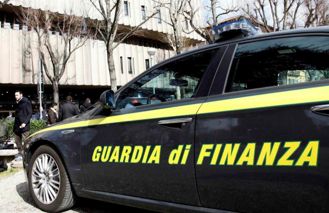 Tangenti per riavere la patente, arrestati nove colletti bianchi