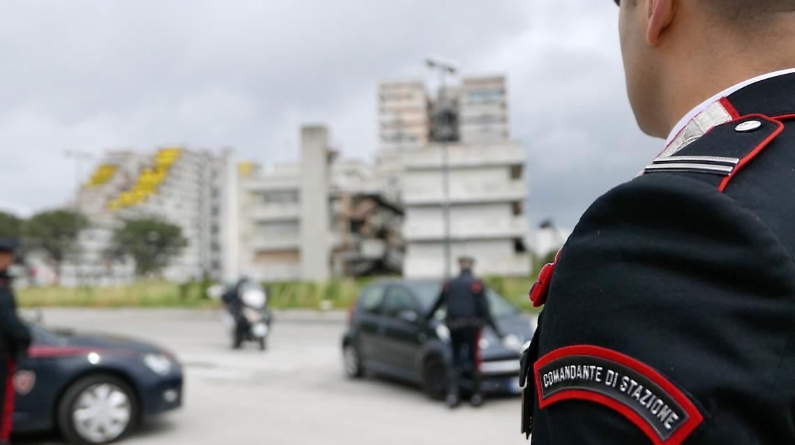 Ruba suv a Giugliano, grazie a telecamere rintracciato a Scampia