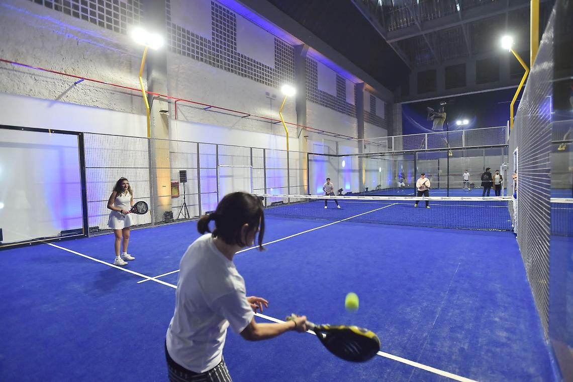 Padel indoor, nuovo centro con cinque campi a due passi dal Centro Direzionale