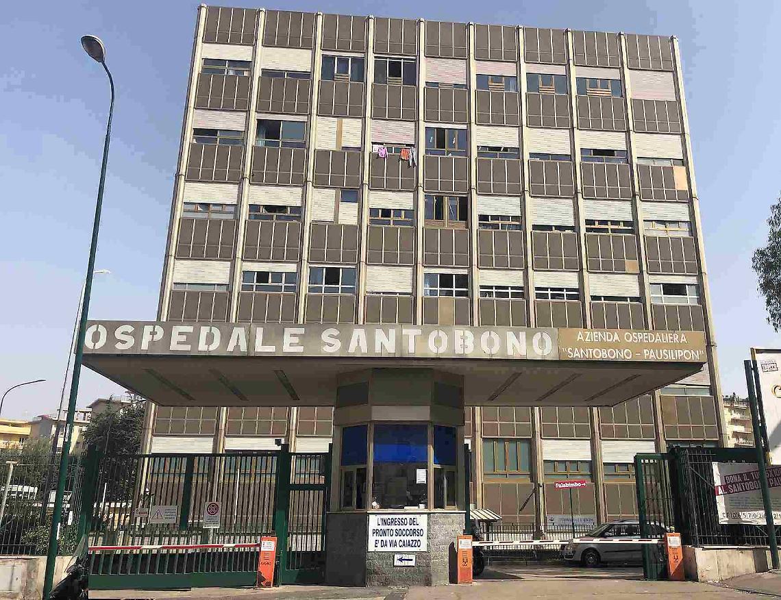 Madre e figlia aggrediscono infermieri: denunciate