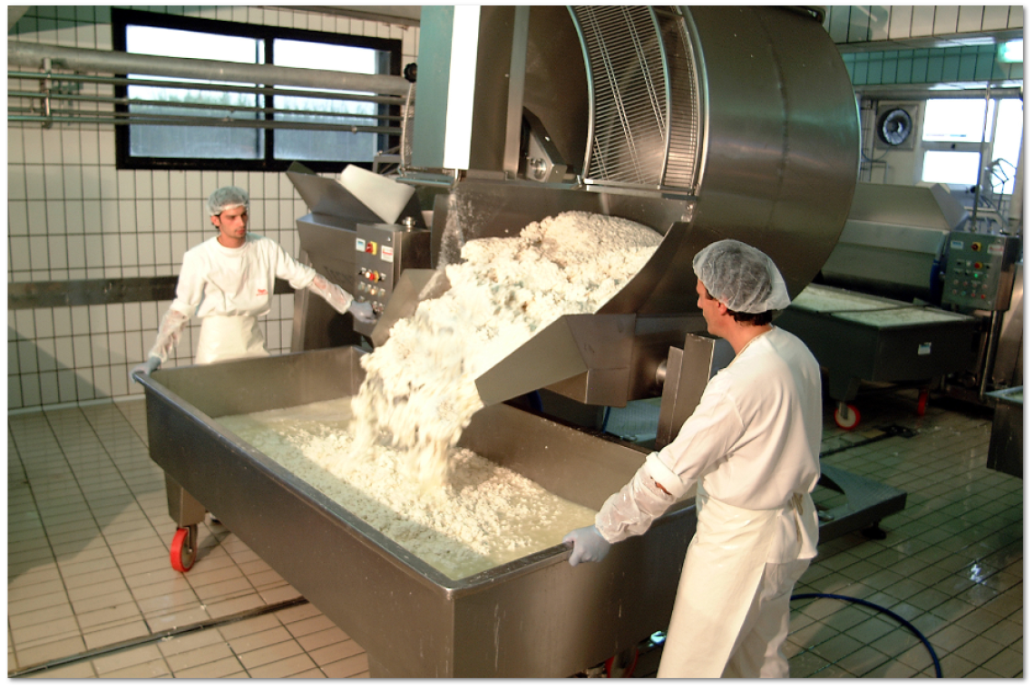 Agroalimentare, boom di fatturato per la «bufala arancione»