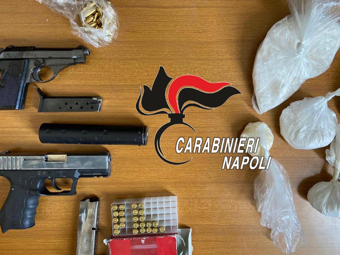 Scampia, scoperto arsenale nelle cassette anti-incendio di un condominio