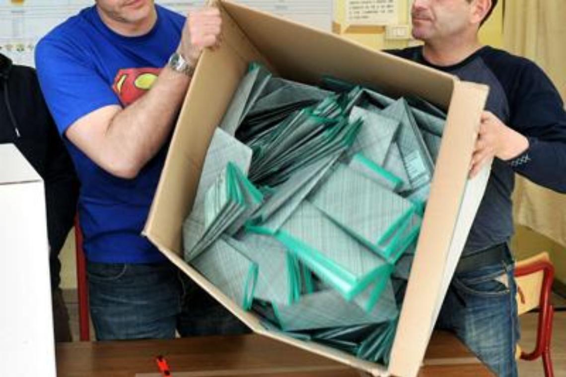 Amministrative nel Napoletano, i primi sindaci eletti
