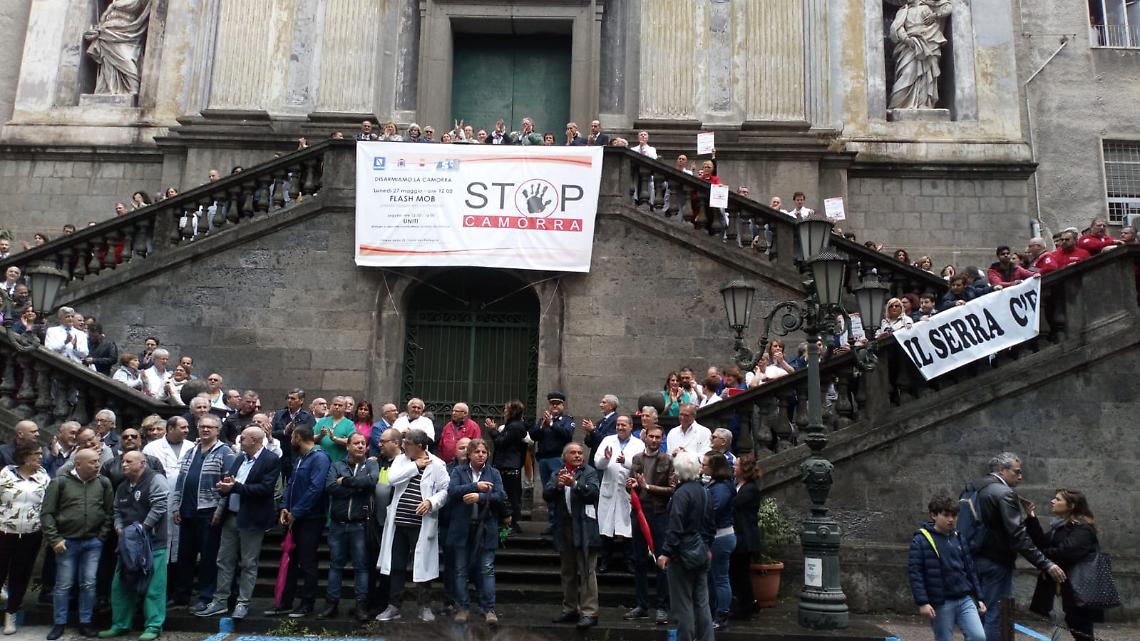 Flash mob ai Pellegrini contro la camorra