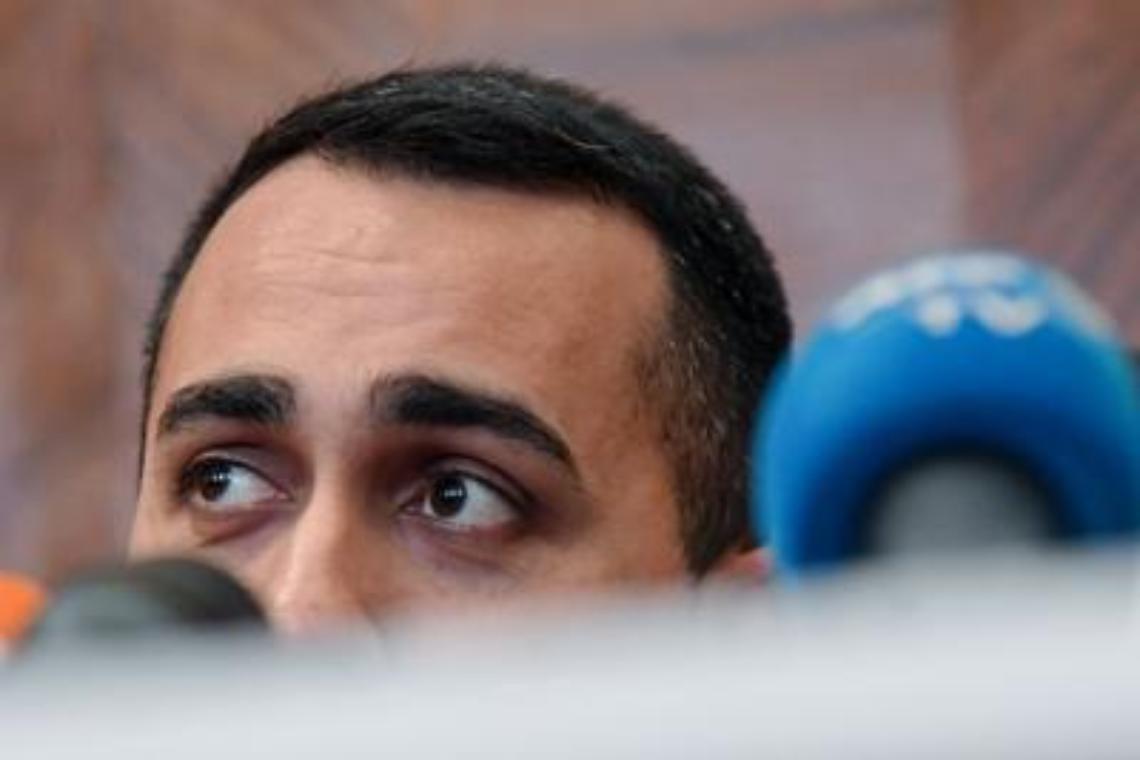 Di Maio ai suoi: «Stacchiamo la spina o no?»