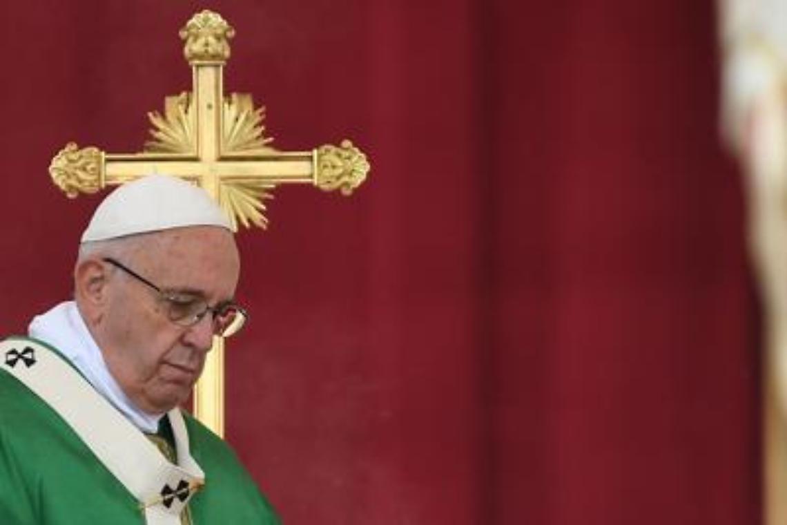 Il Papa: «È una guerra ma non di religione»