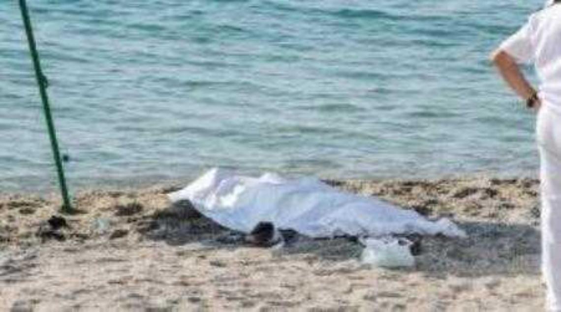 Brescia, sedicenne muore annegato per recuperare pallone nel lago