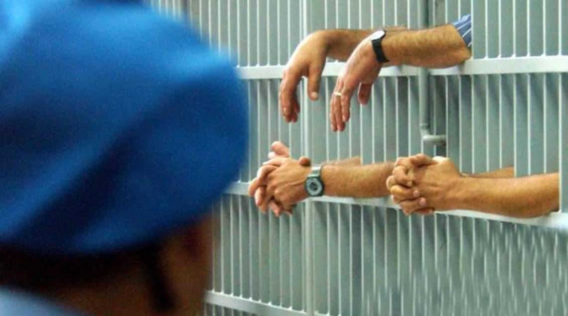 Santa Maria Capua Vetere, maxirissa tra detenuti in carcere