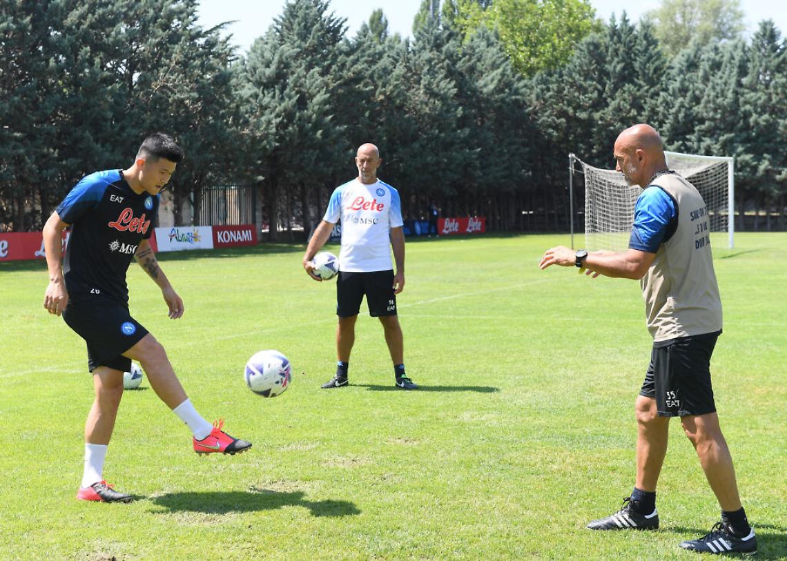 Calcio, primo allenamento per Kim con il Napoli