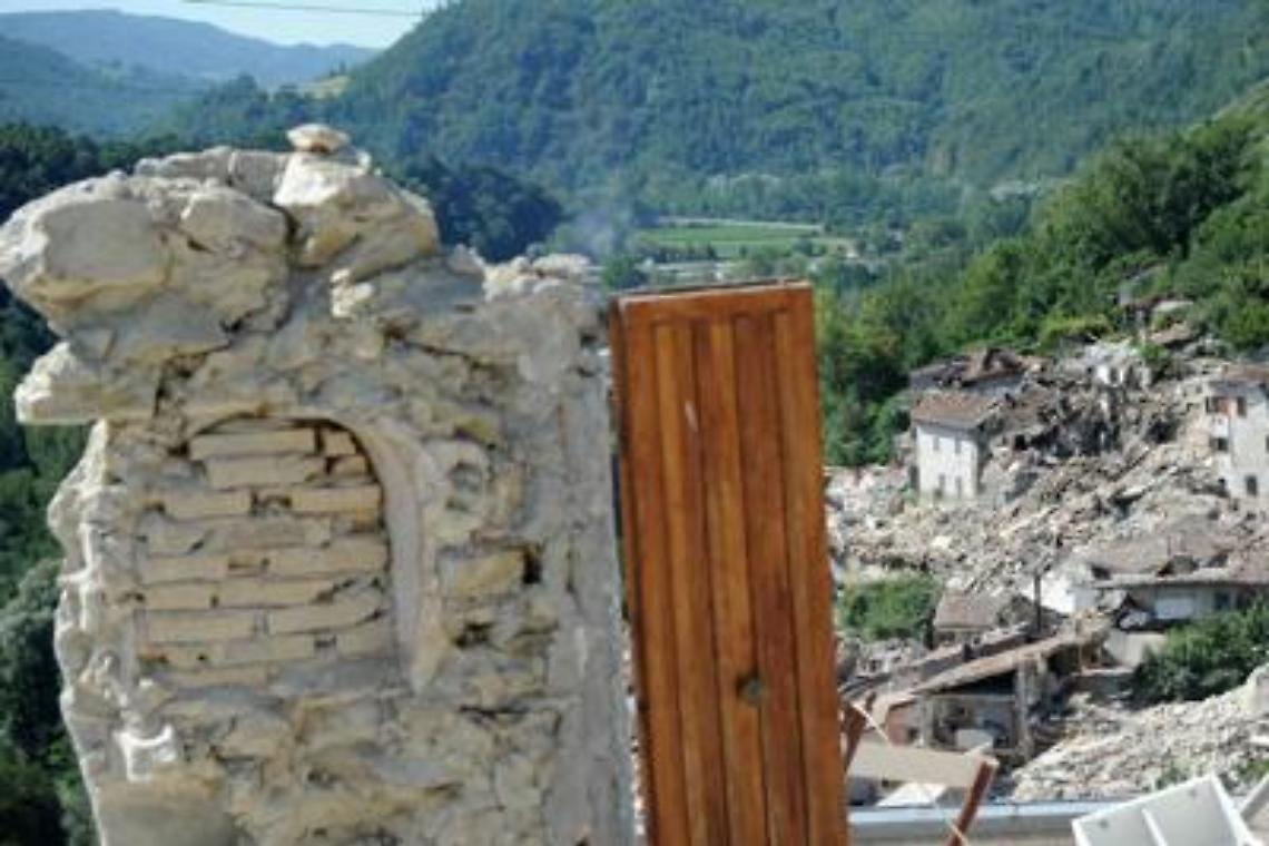 «L’Italia abbandoni sassi e mattoni»