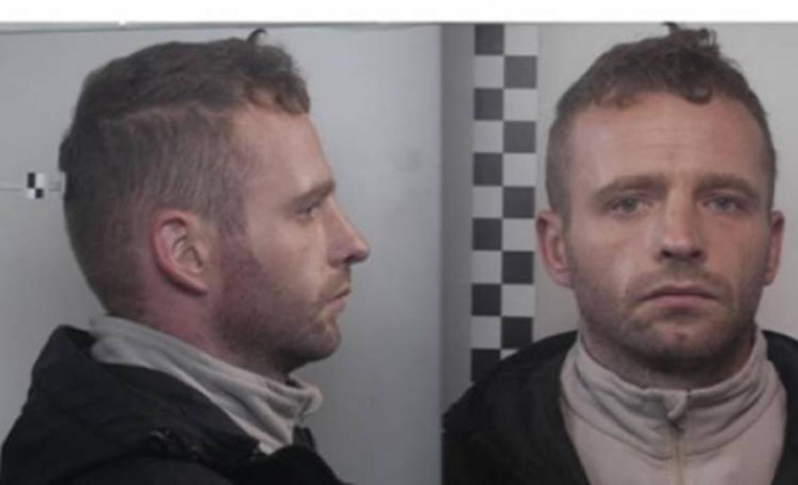 Ferito nella fuga, il killer evaso dal carcere ricoverato al Cardarelli
