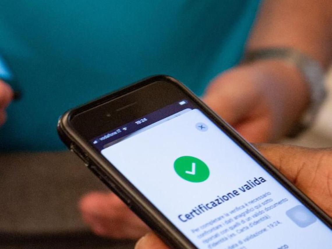 Green pass Italia, durata 12 mesi: ok Cts