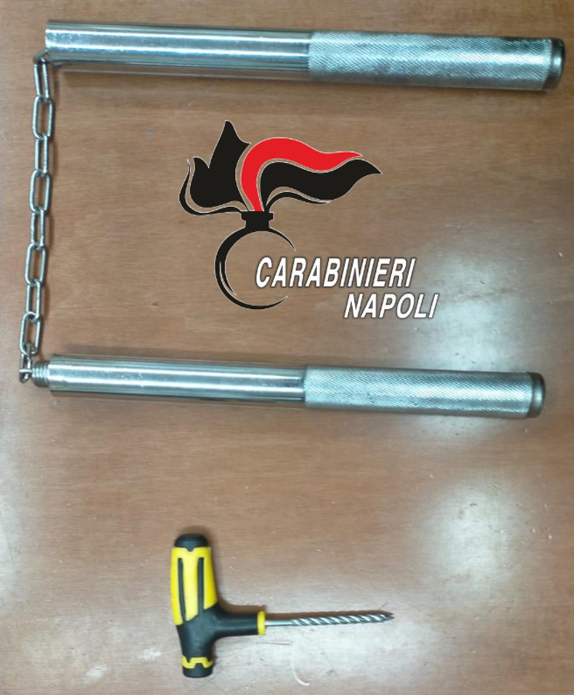Due minorenni sorpresi con armi ninja, denunciati