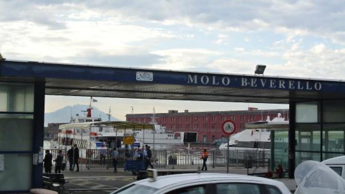 Ritrovata a Napoli la 12enne scomparsa a Rieti, voleva andare a Capri
