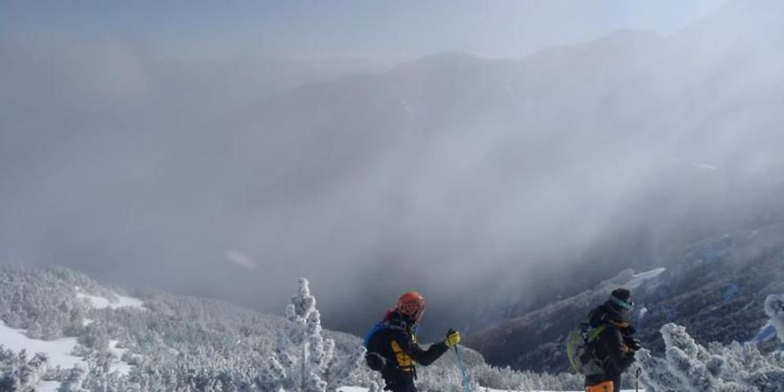 Escursionista napoletano scivola sul ghiaccio della Majella, recuperato da elicottero